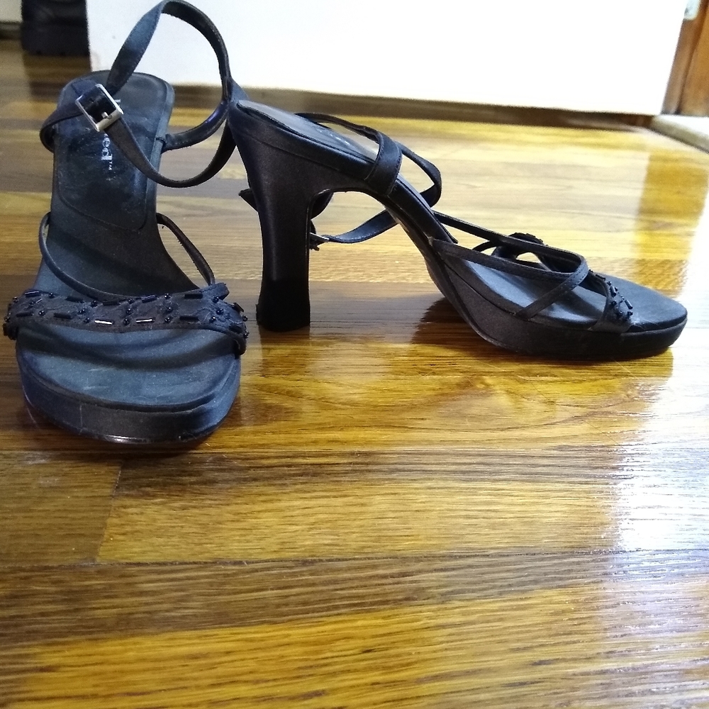 Black embellished open toe shoes